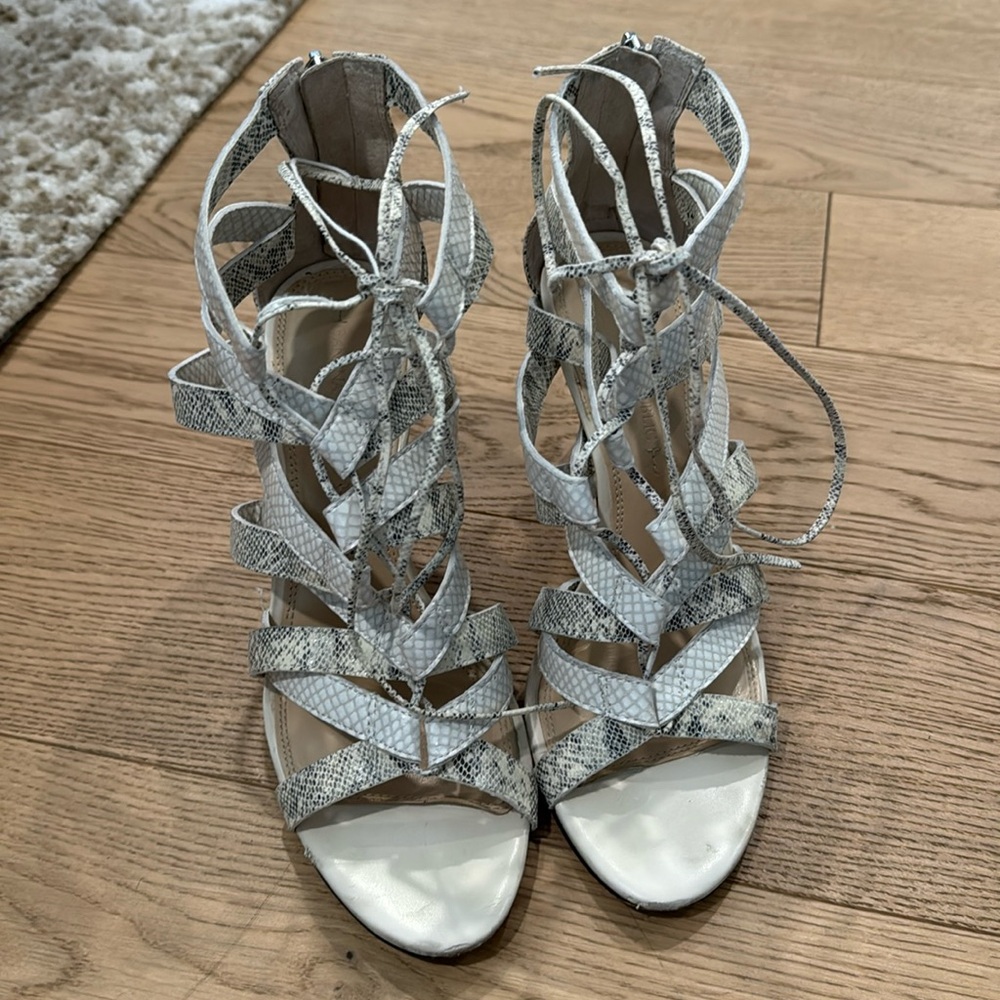 Banana Republic snake-like bootie heels size 8.5